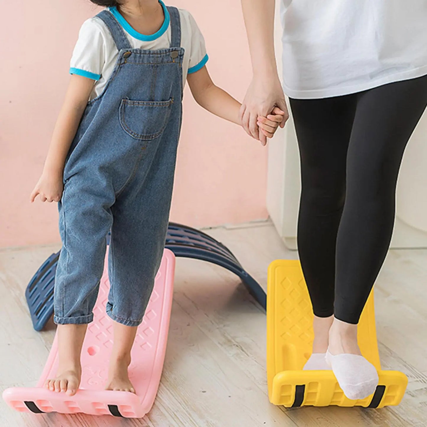 Colored Montessori Balance Board multivariant-1