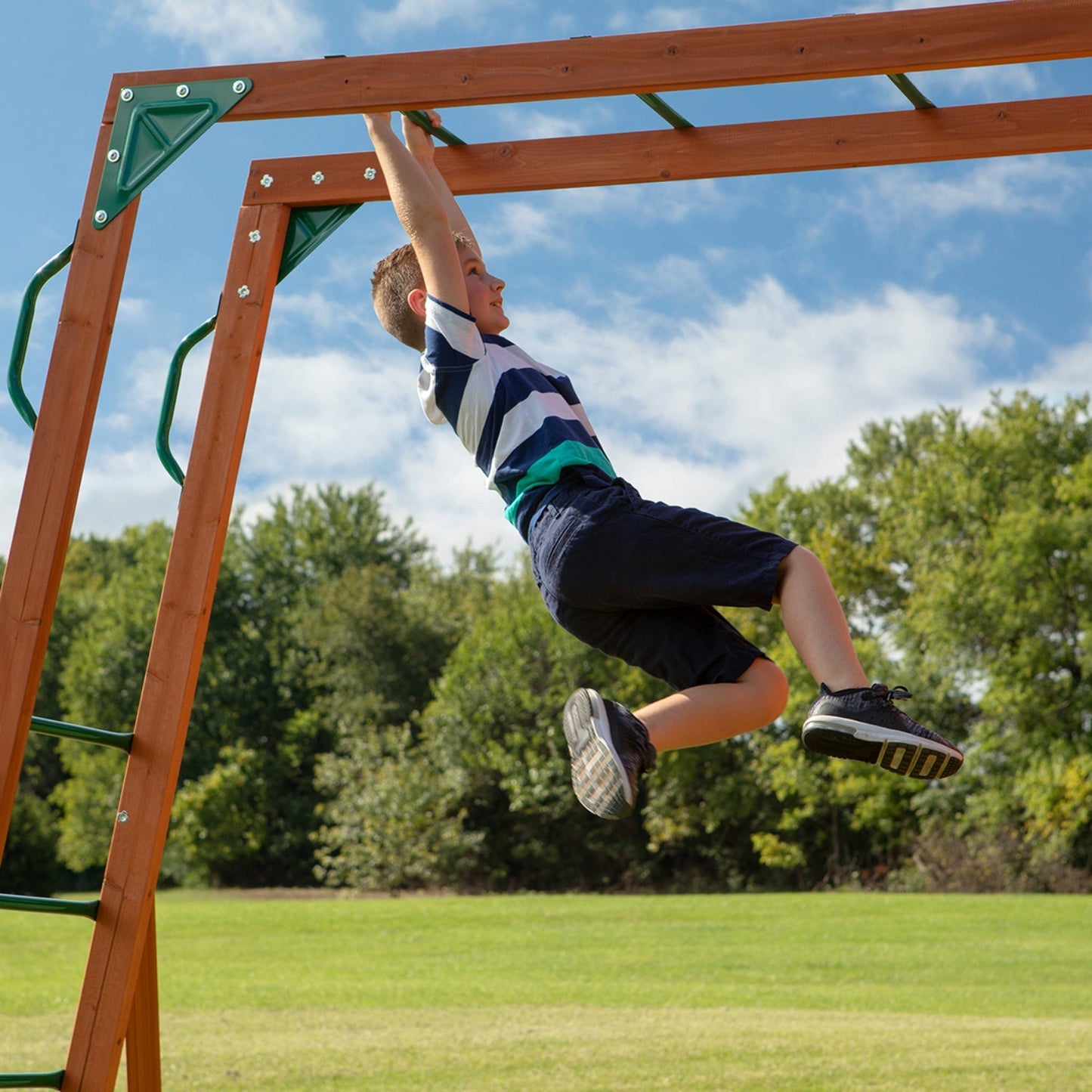 Backyard Discovery Skyfort II Play Centre-3